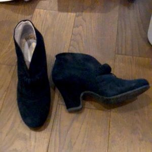 Hush Puppies Black Suede Ankle Bootie